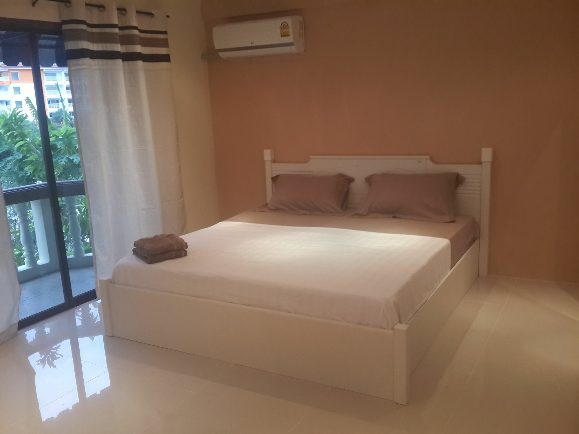 Vanilla Place Pattaya ภายนอก รูปภาพ
