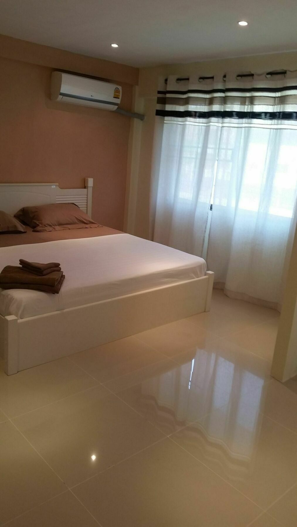 Vanilla Place Pattaya ภายนอก รูปภาพ